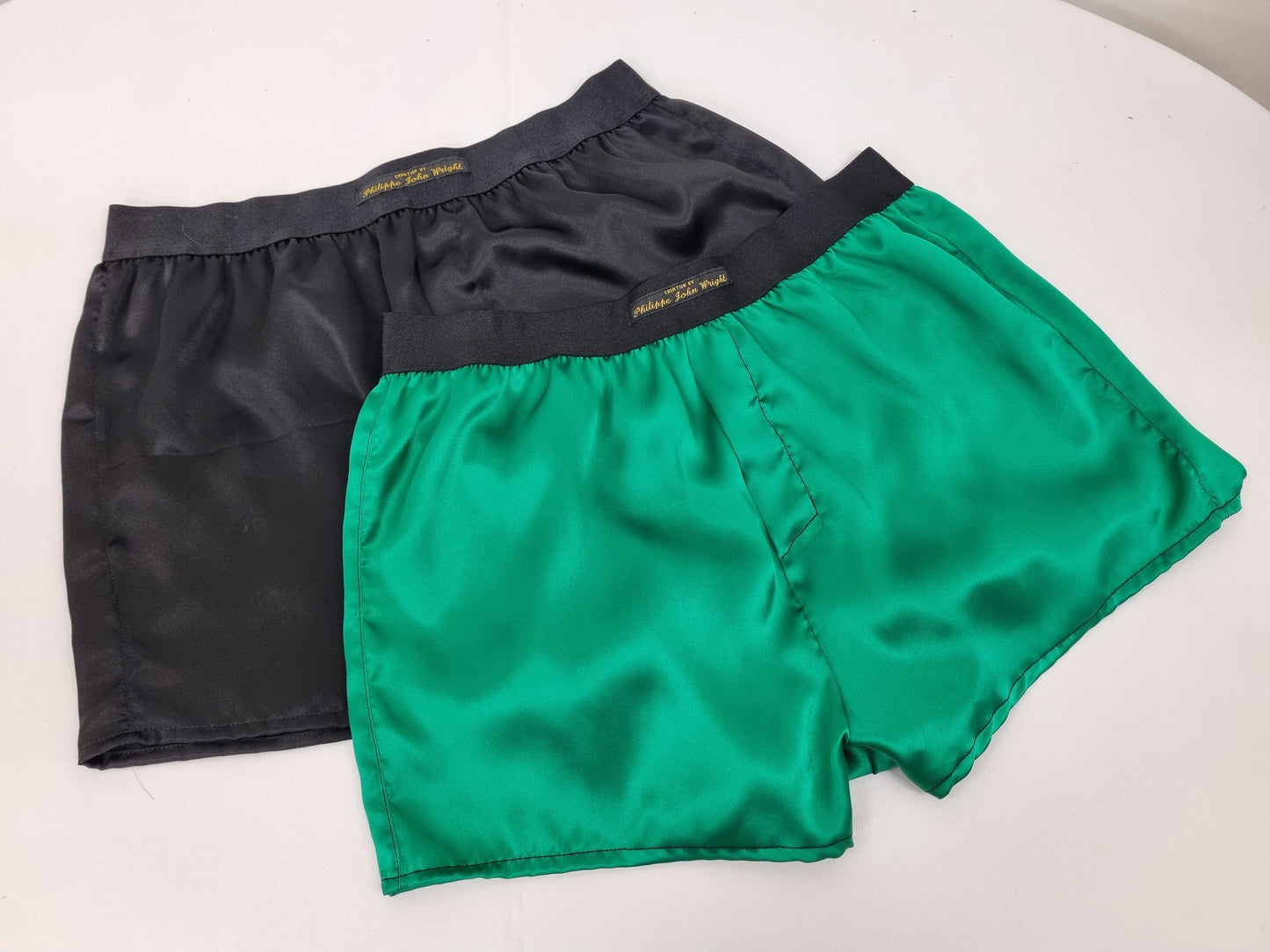 High quality double bundle black and green Silk boxer shorts made in France