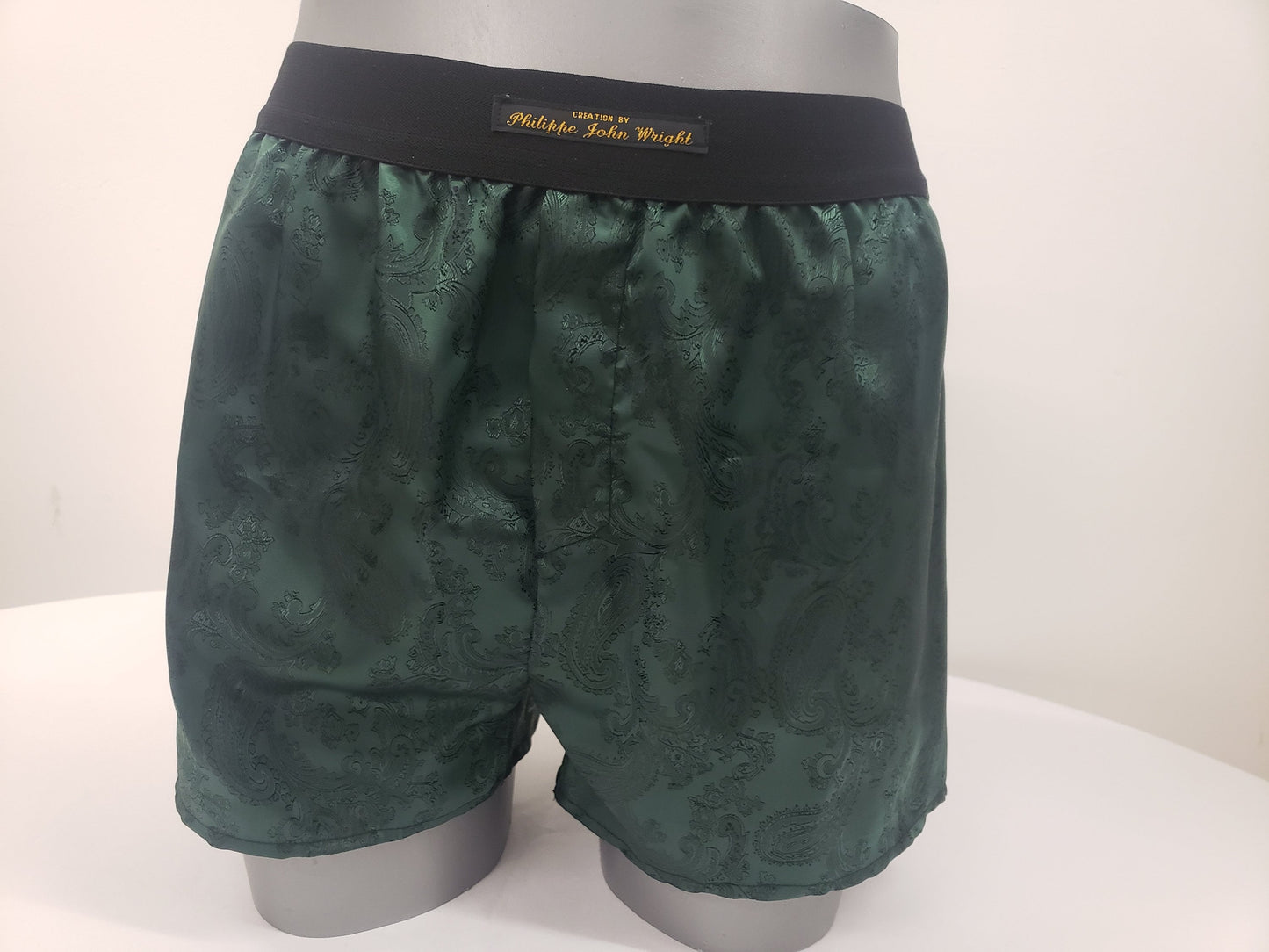 Silk boxer shorts in green paisley pattern hand made in France. husband present gift for boyfriend aniversary groom wedding.