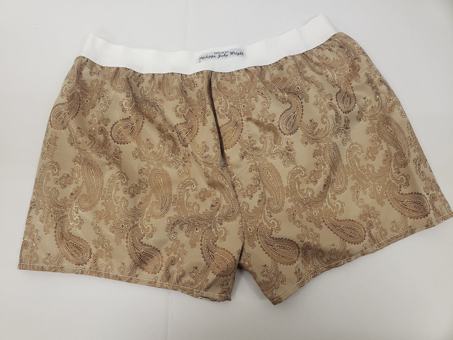 Two silk boxer shorts double bundle paisley motif made in France Red and Ivory