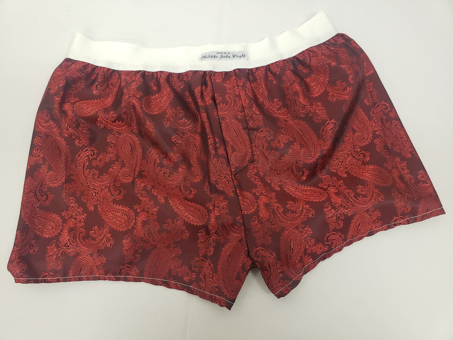 Two silk boxer shorts double bundle paisley motif made in France Red and Ivory