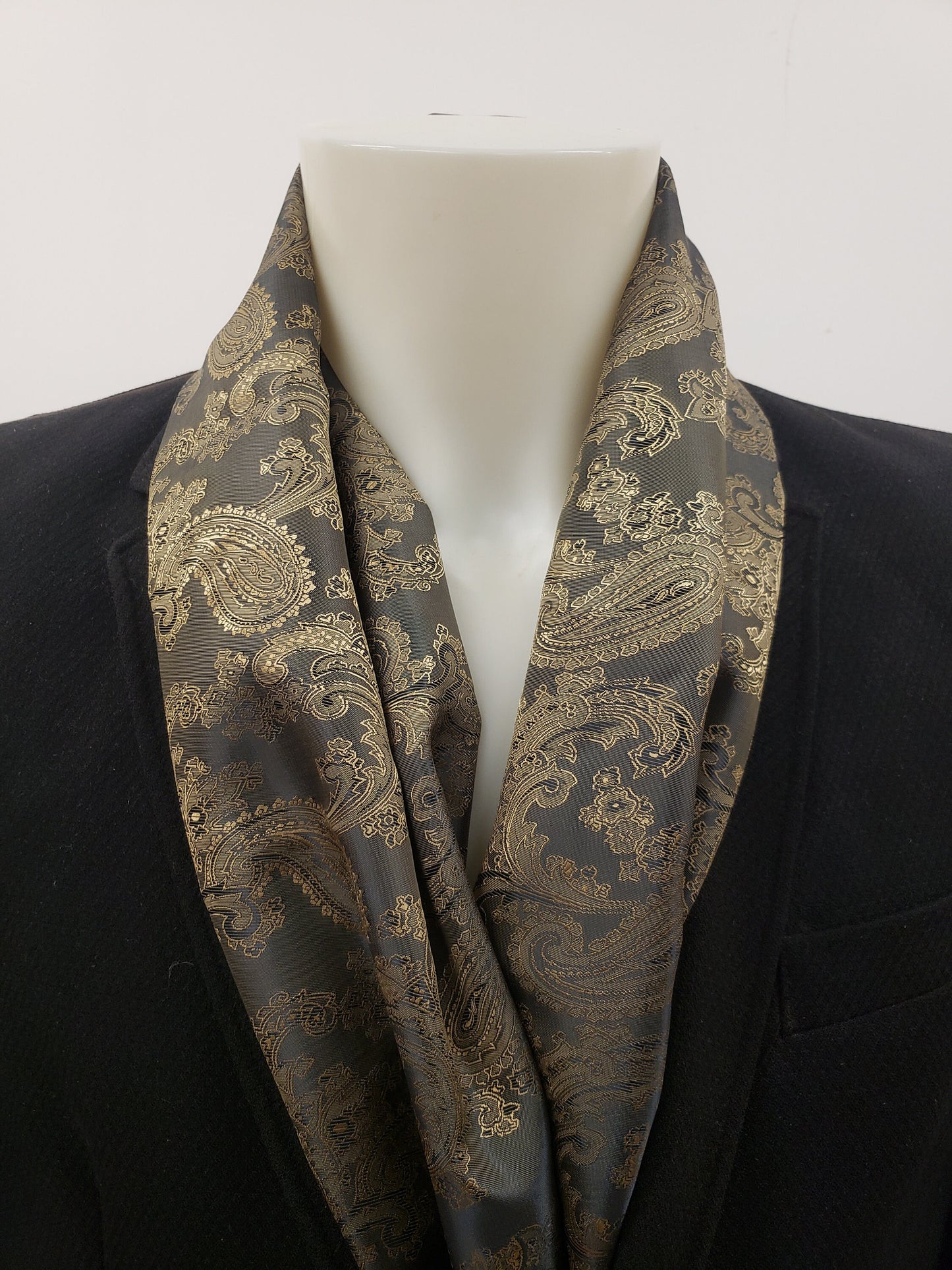 Double-sided pure Silk scarf with a paisley motif "20X140 cm",Hand made in France