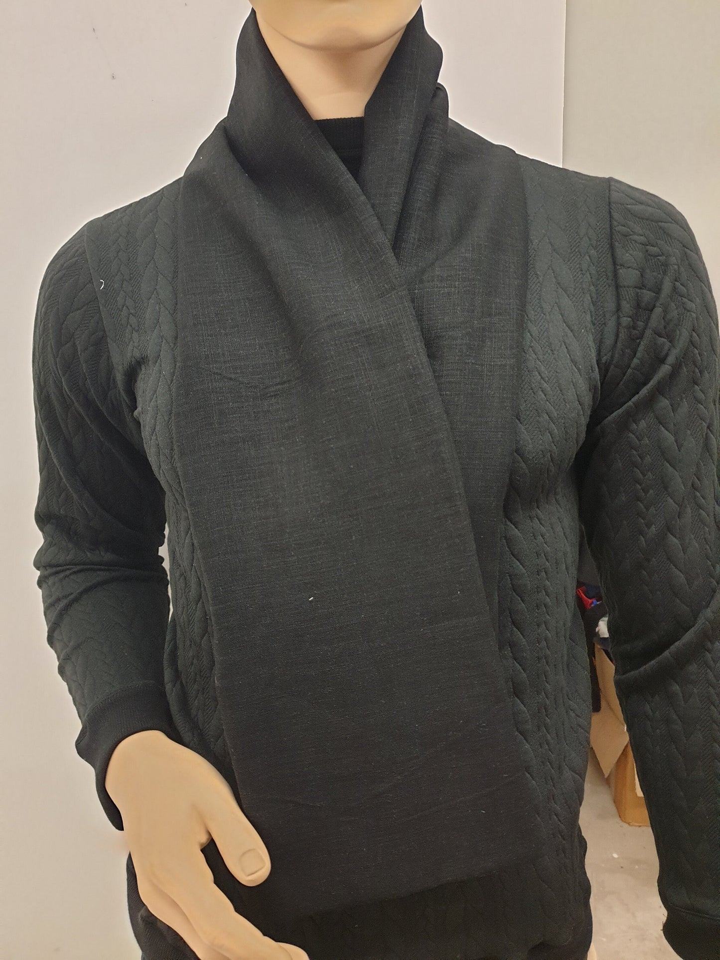 Natural BLACK linen scarf, hand made in France.