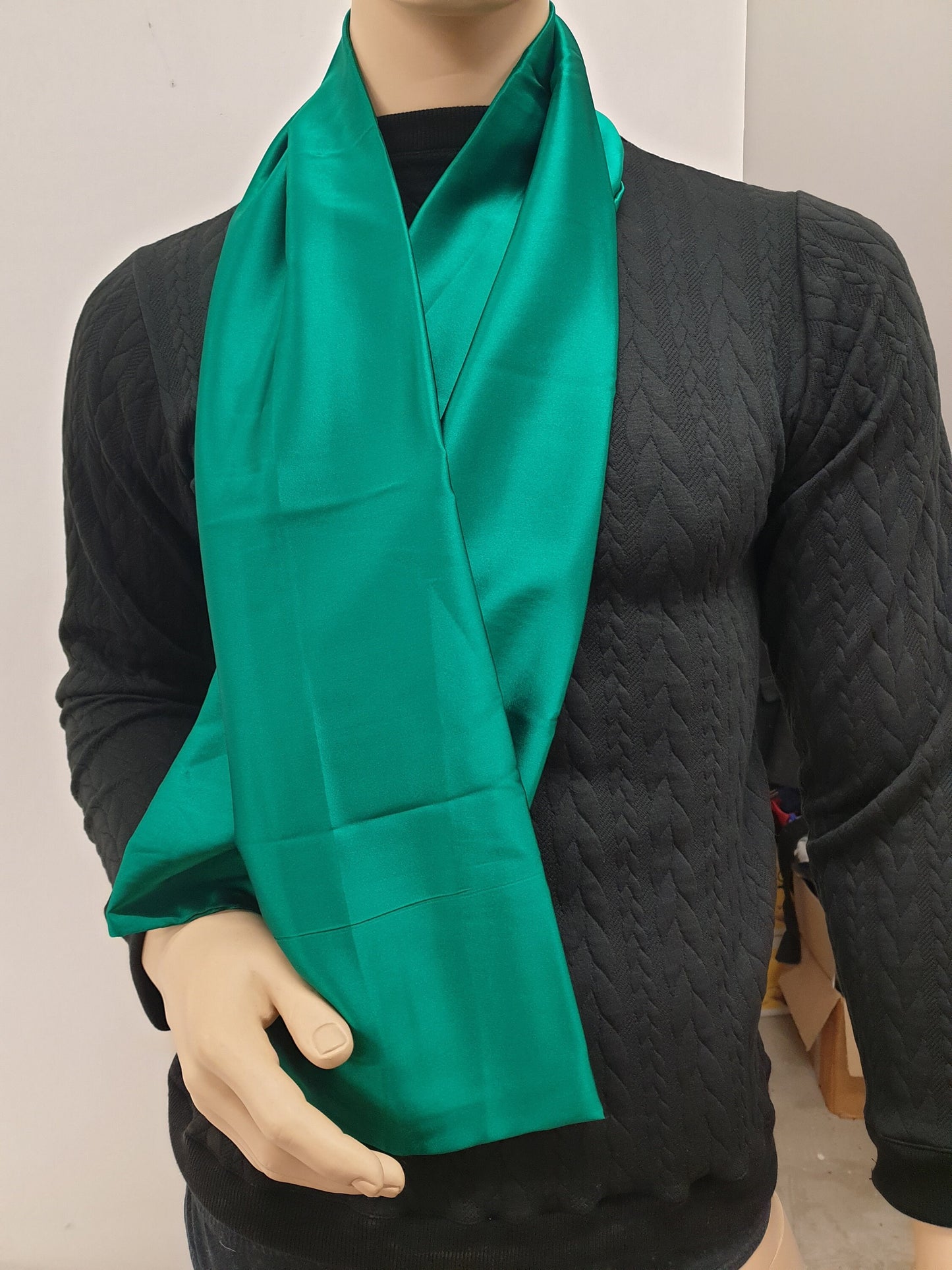 GREEN hight quality silk scarf, hand made in France.